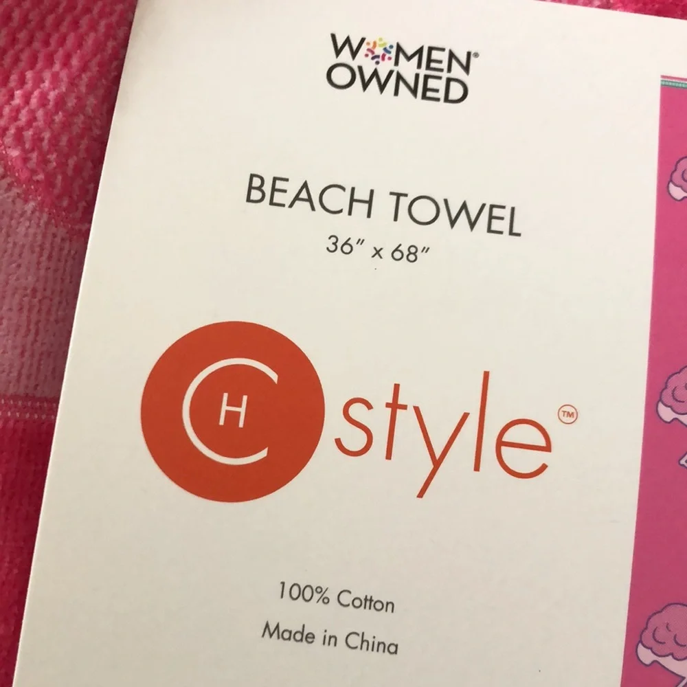 CH Style Bright Pink Flamingo Beach Towel